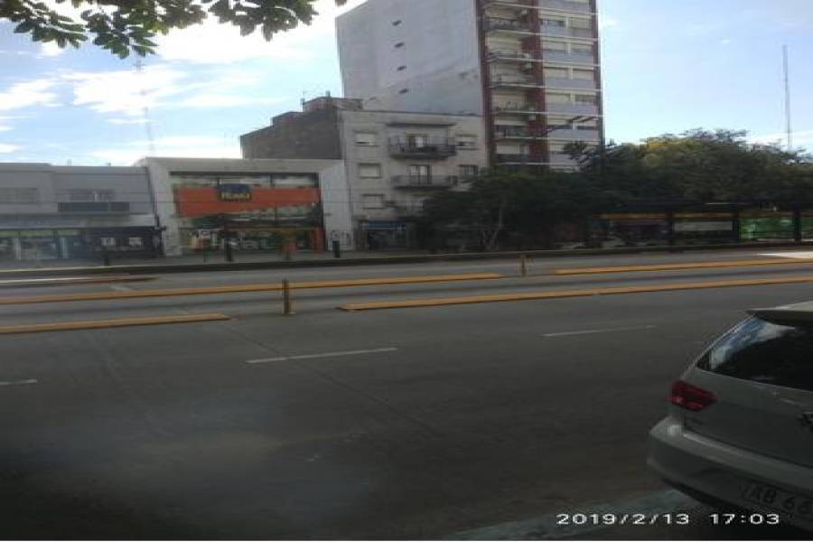 G.B.A. Zona Norte - Vicente López - Florida, Buenos Aires, Argentina, ,Locales,Venta,Avenida Maipu,1022