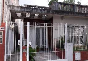 G.B.A. Zona Norte, Buenos Aires, Argentina, 3 Habitaciones Habitaciones, ,1 BañoBathrooms,Casas,Venta,Chacabuco,1037