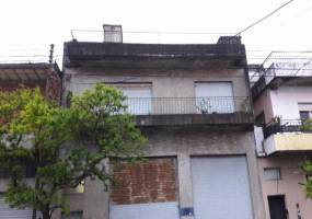 G.B.A. Zona Oeste, Buenos Aires, Argentina, 3 Habitaciones Habitaciones, ,2 BathroomsBathrooms,Casas,Venta,Martin Fierro,1,1050